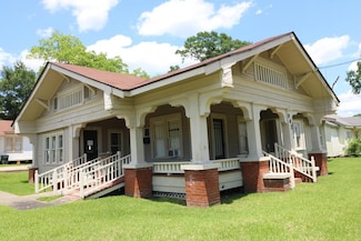 342  E Milam St, Jasper, TX 75951