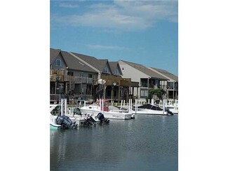 8932 W Canada Goose Ct Unit 8932, Oak Harbor, OH 43449