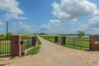 2450 W Amity Rd, Salado, TX 76571