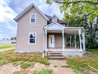 106 S Cedar St, Abilene, KS 67410