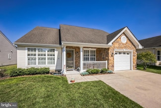 12 Meadowview Dr, Woodstown, NJ 08098