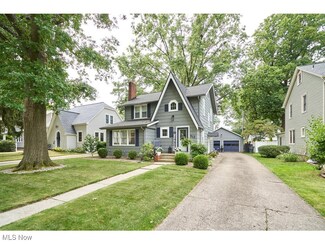 312 Crestwood Ave, Wadsworth, OH 44281