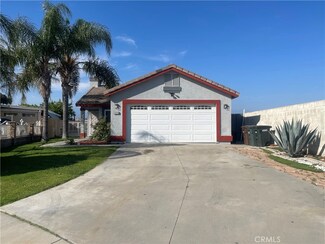 1096 Award Dr, Colton, CA 92324