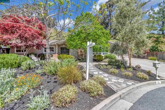 88 Ashbrook Place, Moraga, CA 94556