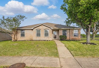 183 Palm Dr, Lancaster, TX 75146