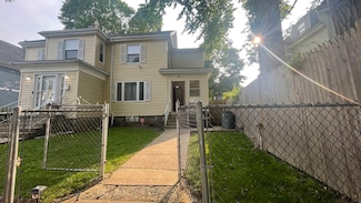 13 Whitman St Unit B, Dorchester Center, MA 02124
