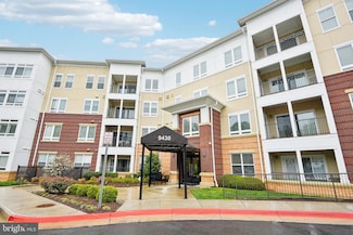 9430 Silver King Ct Unit 410, Fairfax, VA 22031