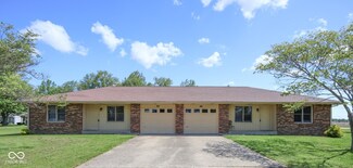 1367 Brookside Ct S, Columbus, IN 47201