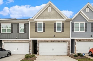 11689 Mendenhall Ct, Lovejoy, GA 30228