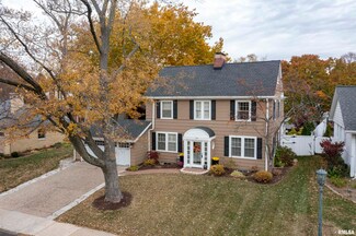 319 W Terrace Ln, Peoria, IL 61614