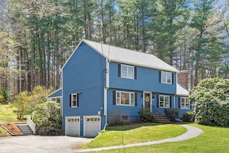 15 Foley Dr, North Reading, MA 01864