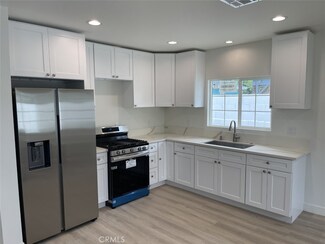 8142 Redbush Ln, Panorama City, CA 91402