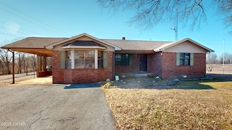 305 Walnut Grove Rd, Kenton, TN 38233