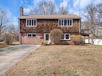 53 Forest St, Stoneham, MA 02180