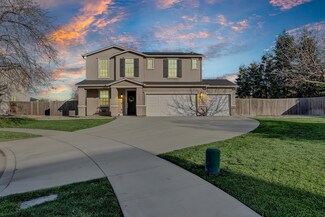 3400 N Sallee Ct, Visalia, CA 93291