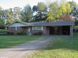 408 NE 6th St, Atkins, AR 72823