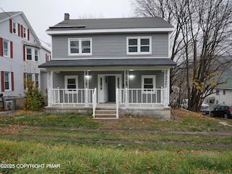 903 W Spruce St, Coal Township, PA 17866