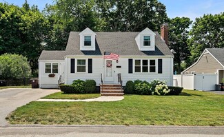 21 Moreland Rd, North Weymouth, MA 02191