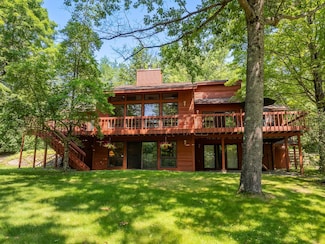 32 Beech Hill Rd, Campton, NH 03223