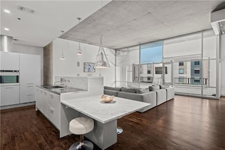 845 Spring St NW Unit PH5, Atlanta, GA 30308