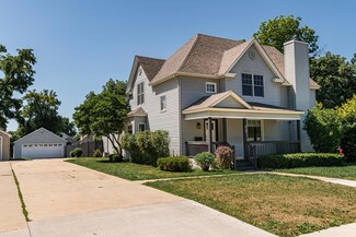 412 2nd St NW, Stewartville, MN 55976