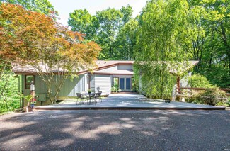 5451 E James Rd, Bloomington, IN 47408
