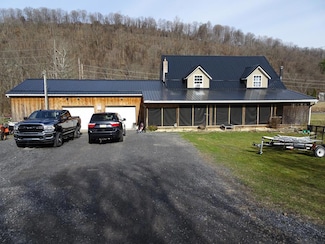 2031 Back Maitland Rd, Lewistown, PA 17044