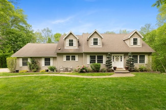 21 Dilaj Dr, Columbia, CT 06237