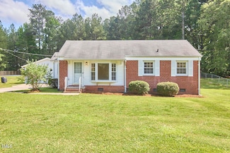 1105 Horseshoe Rd, Durham, NC 27703