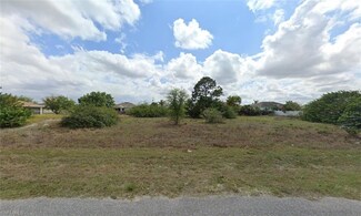 3909 10th St W, Lehigh Acres, FL 33971