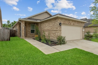 212 Charles Ridge Dr, Montgomery, TX 77356