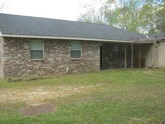 1804 Harbor Ln SE, Bogue Chitto, MS 39629