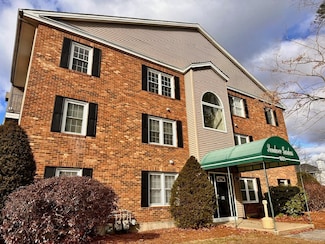 1991 Bodwell Rd Unit 30, Manchester, NH 03109