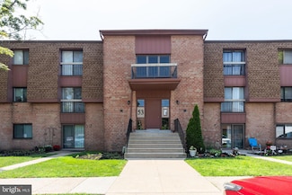 53201 Delaire Landing Rd Unit 201, Philadelphia, PA 19114