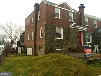1220 Saville Ave, Crum Lynne, PA 19022