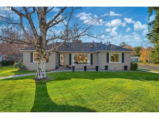 804 S Columbia St, Milton Freewater, OR 97862