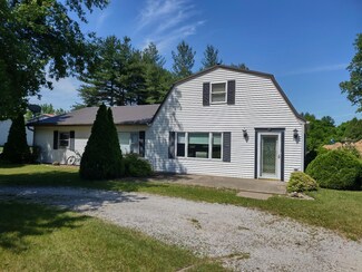 2035 S 700 E, Knox, IN 46534