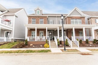 15 Allegheny Ave, Oakmont, PA 15139