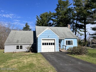 37 Old Troy Rd, East Greenbush, NY 12061