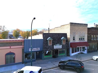 134 E Lake St, Lake Mills, WI 53551