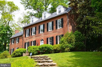 40090 First St, Waterford, VA 20197