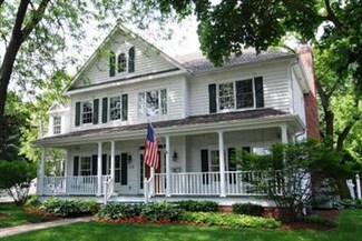 216 N Gary Ave, Wheaton, IL 60187