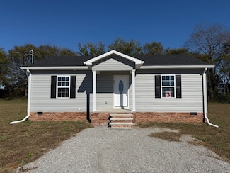 93 Hesselly Rd, Decherd, TN 37324