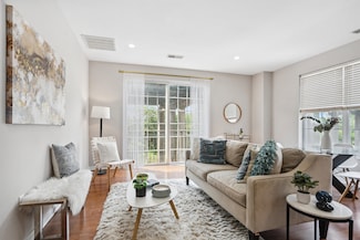443 2nd St Unit 412, Jersey City, NJ 07302