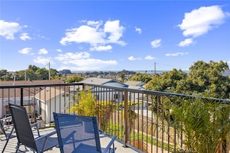 453 N 13th St, Grover Beach, CA 93433