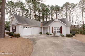 309 Jasmine S, Swansboro, NC 28584