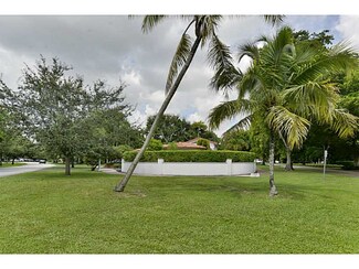 2900 De Soto Blvd, Coral Gables, FL 33134