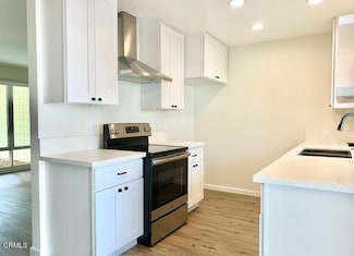 109 E Channel Islands Blvd, Port Hueneme, CA 93041