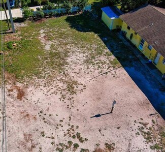 901 SE Nassau Ave, Stuart, FL 34994
