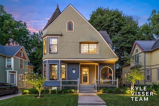 146 Campbell Place NE, Grand Rapids, MI 49503